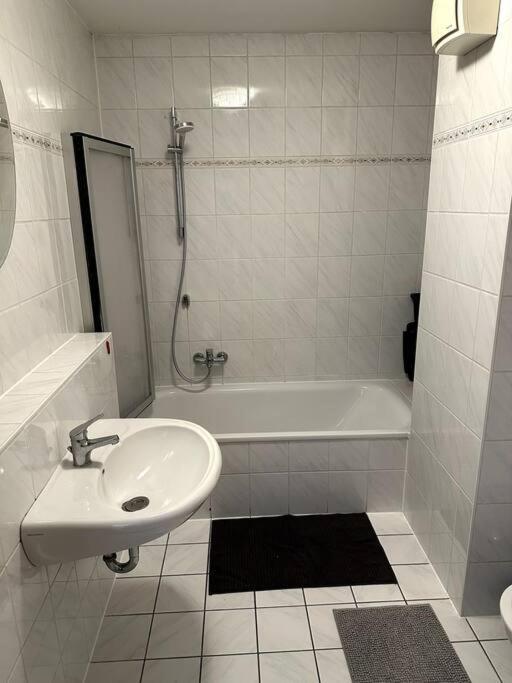 2-Zimmer-Wohnung Mit Balkon & Guter Anbindung In Aschaffenbourg Extérieur photo